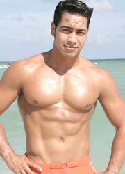 Orlando Vista Hot Latino Body